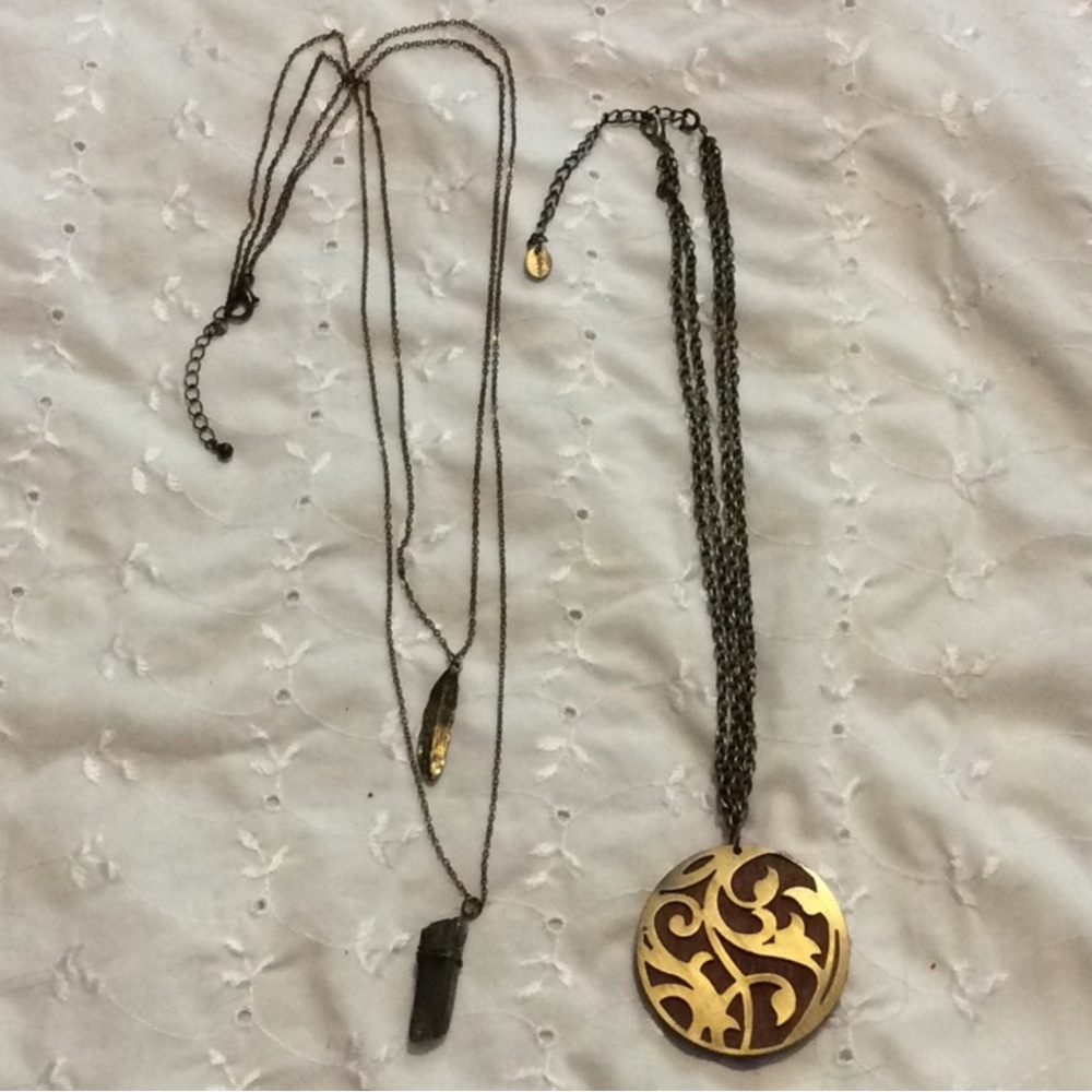 🌹Two necklaces polished rock & circle wood - Picture 1 of 4